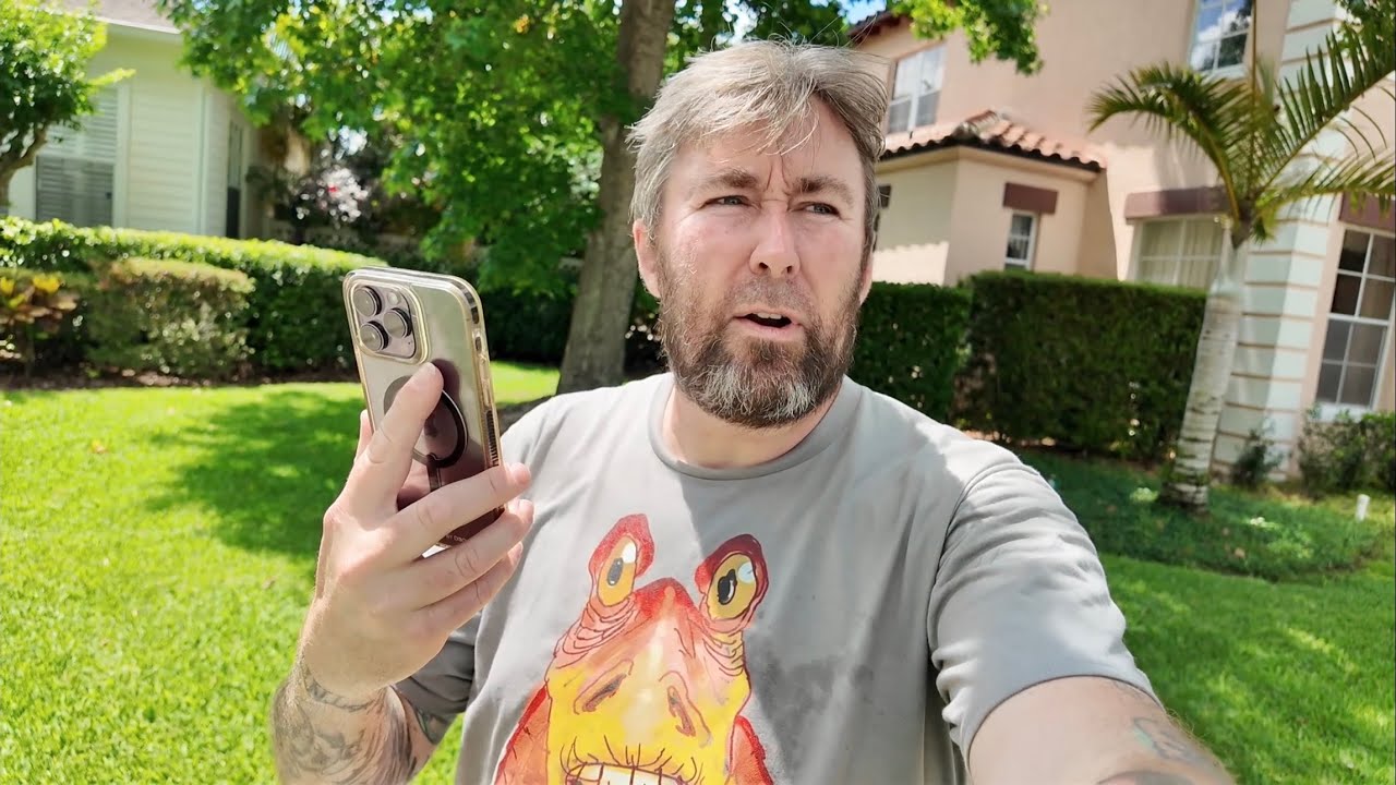 Призрак моего нового друга 4 мая — День «Звёздных войн» в голливудских студиях был очень оживленн...