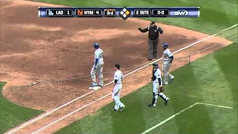 2010/04/28 Carroll scores on an error