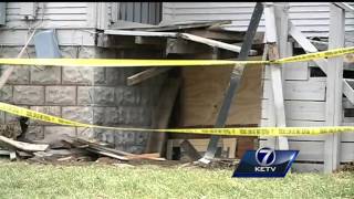 Car crashes into Omaha home Saturday morning