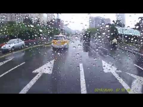 2014-05-09市府路松壽路口車禍