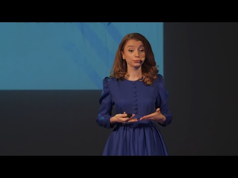 Pedagogia prezenței și a prezentului față în față cu viitorurile | Corina Popa | TEDxPiataUniriiED Episode cover
