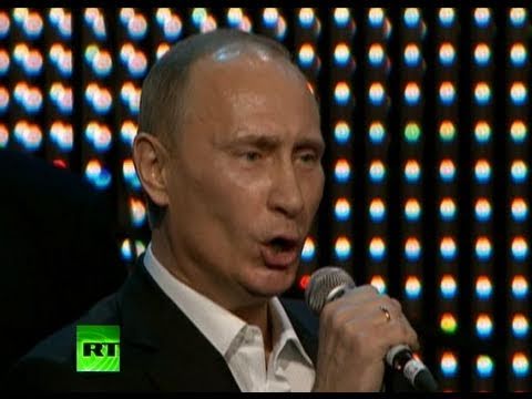 Singing PM: &rsquo;Fats&rsquo; Putin over the top of &rsquo;Blueberry Hill&rsquo; with piano solo