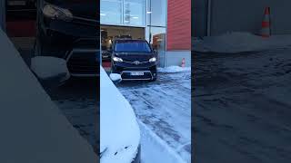 Väikebussi Rent- Uus Toyota Proace Verso 2024
