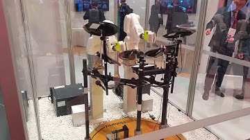 #MWC17 Drumming Robot