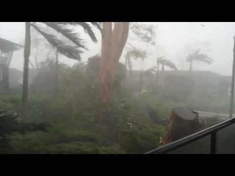 Cyclone Debbie ( Hamilton Island )