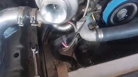 2jzgte vvti (stock) first start up with fueltech ft550 on e85 #2jzpoweredmustang