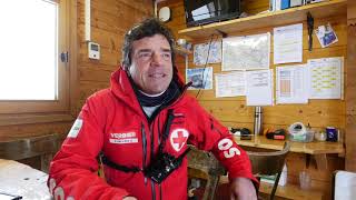 Discover our professions: N°4, ski patrols