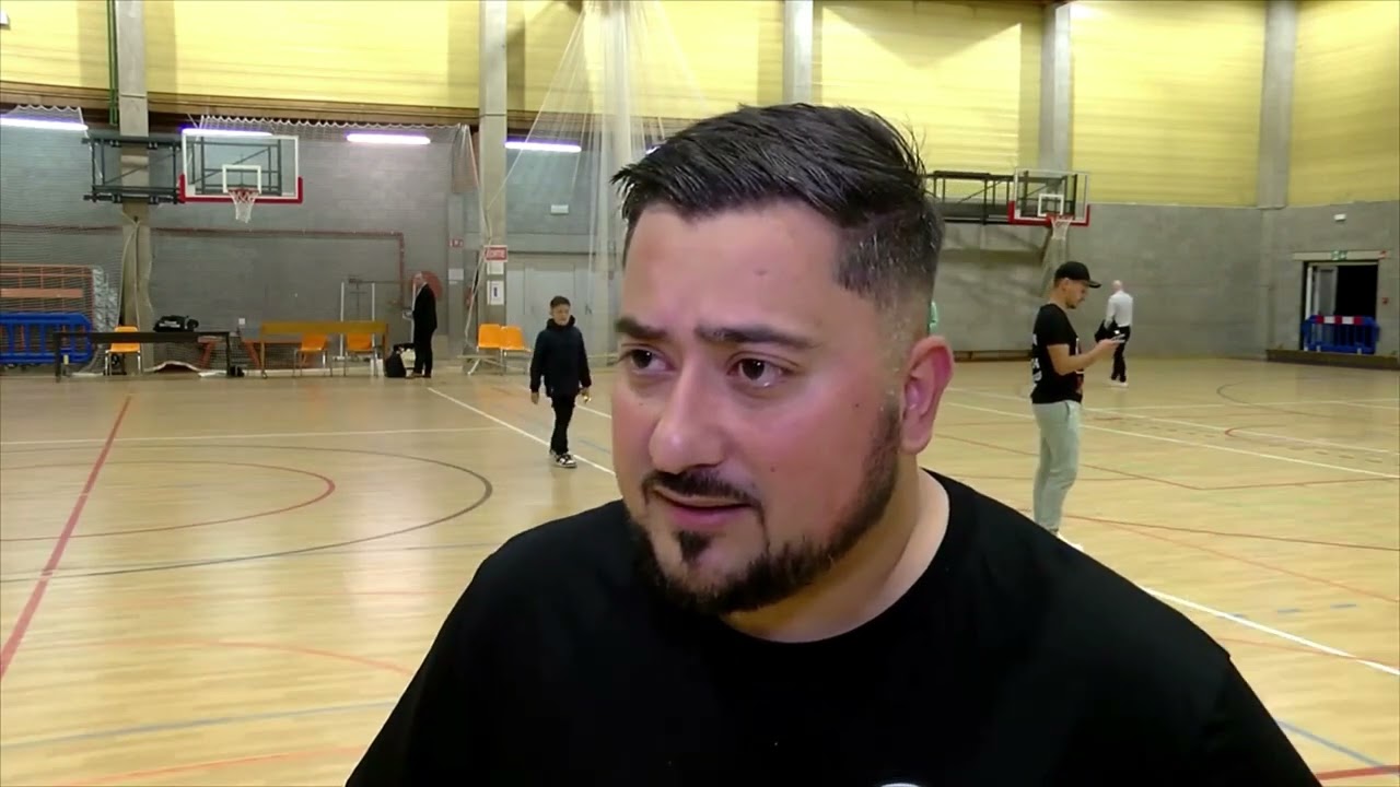 Reportage du coach en fin de rencontre.