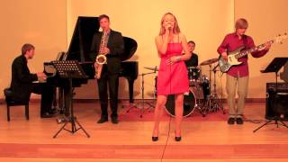 Jammin' Jazz Crew - Rockin' Around The Christmas Tree