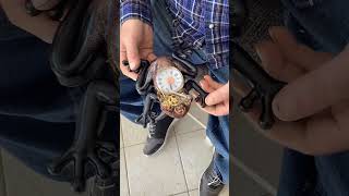 #largefrog’s clock #epoxyresin #resincreation #frog #resinepoxy #fyp #reels #videoshorts #shorts