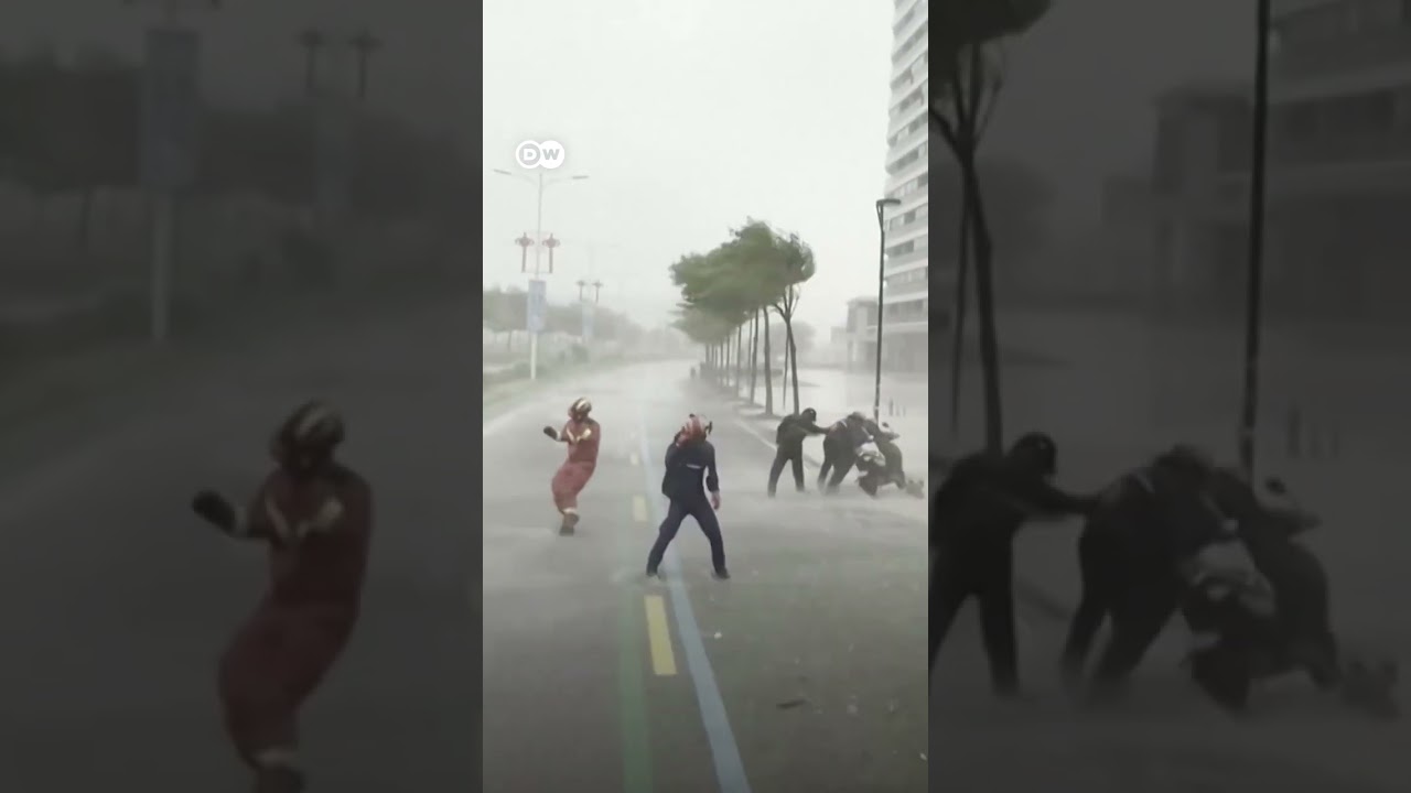 चीन में आया ऐसा भयानक तूफान, ढाई लाख लोगों को छोड़ना पड़ा घर [Typhoon Tilma wreaks havoc in China]