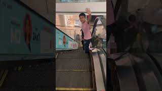 Funny  escalator  😍No fear kids #shorts#youtubeshorts #ytshorts #trending #shortvideo