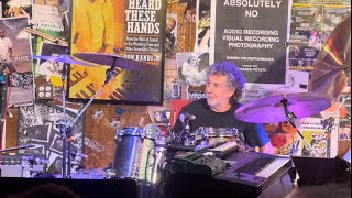 Simon Phillips - Crazy solo at Baked Potato Hollywood