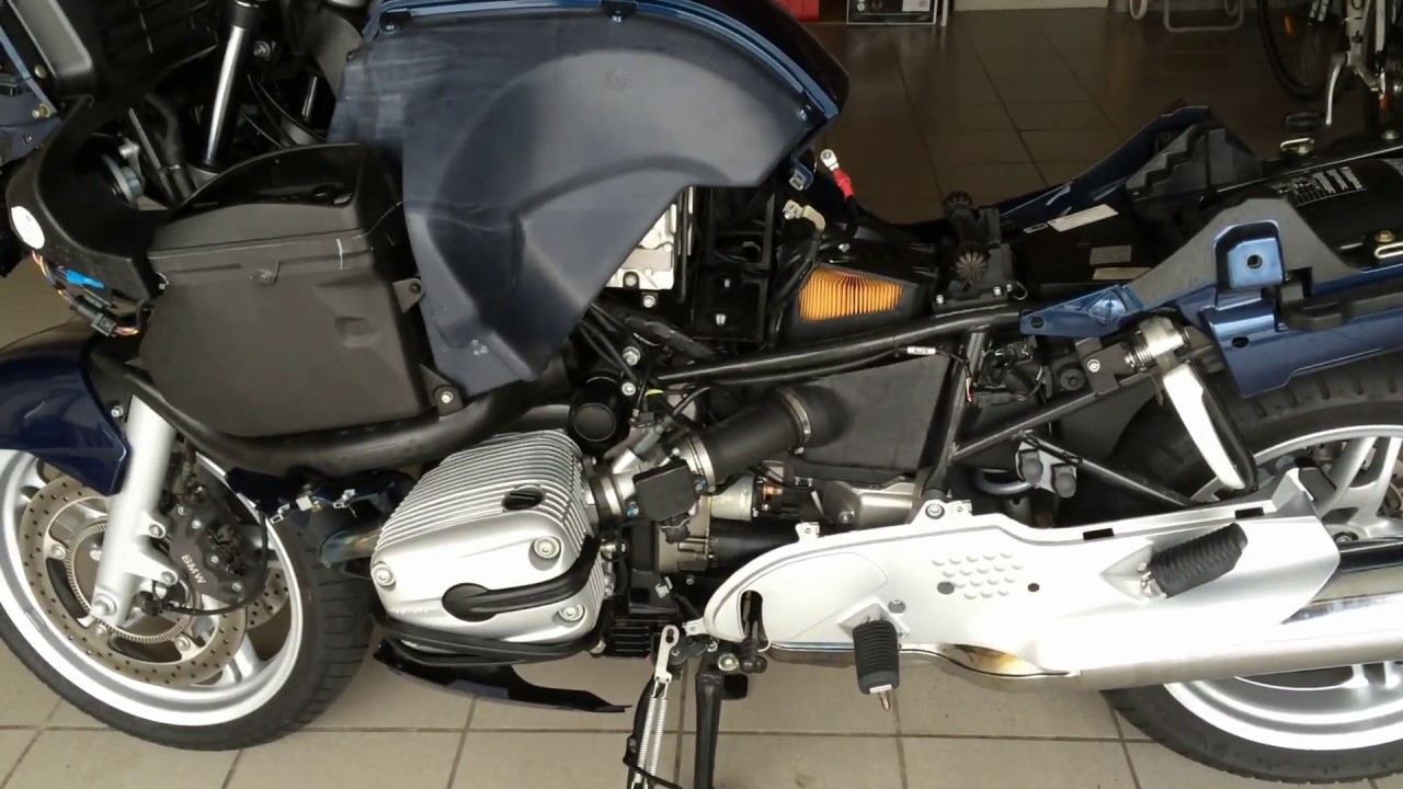 Changement de batterie Bmw R 1150 RT 