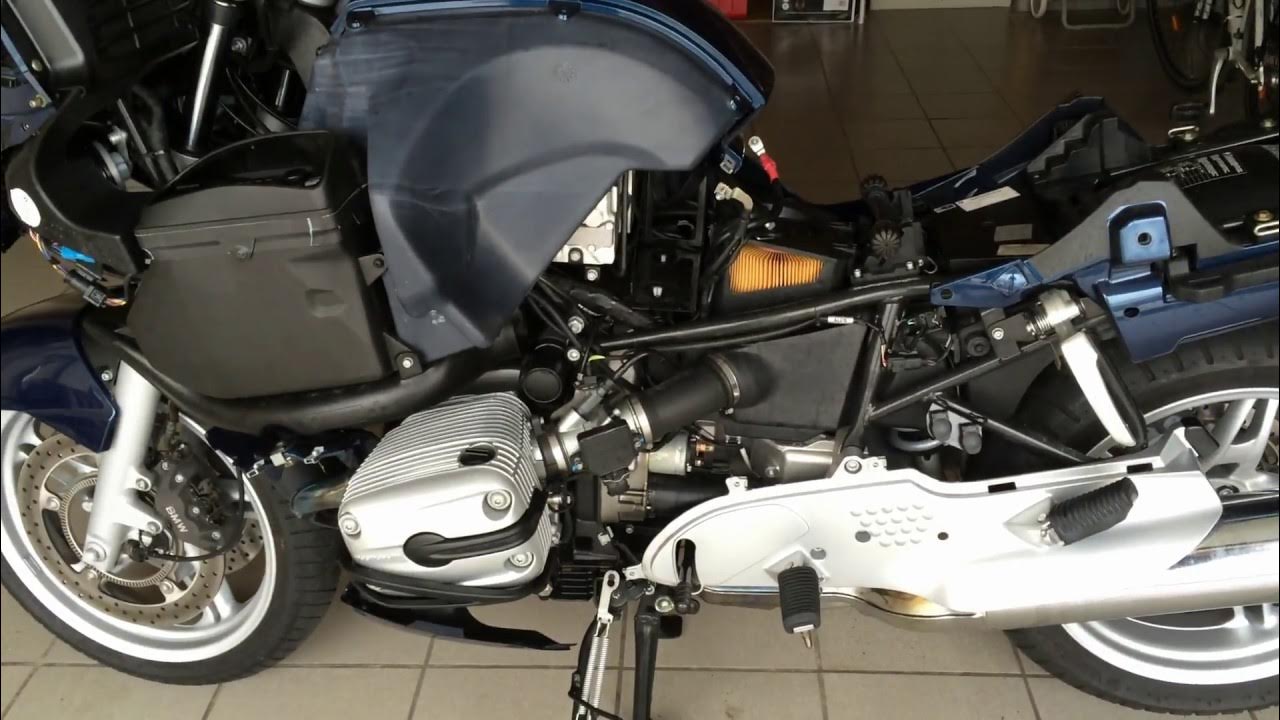 Как снять зеркало с мотоцикла bmw r1100rt