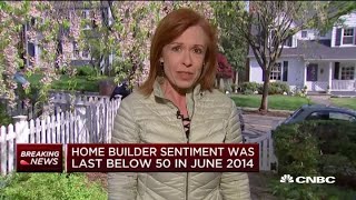 Homebuilder sentiment dips to 30 in April, lowest level since 2014