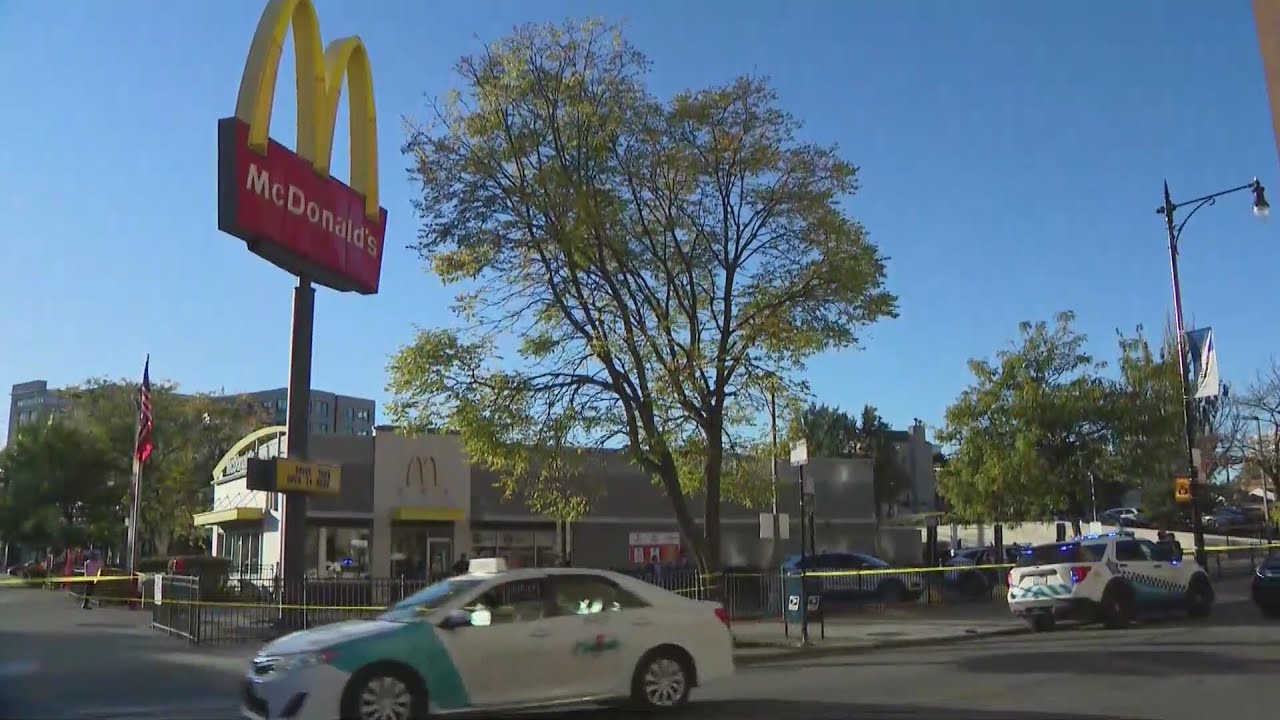 Man shot to death in McDonald's parking lot on Far North Side - YouTube