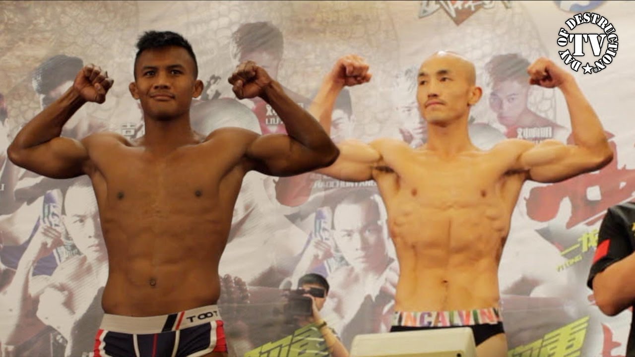 Buakaw vs Yi Long - Official weigh in for Fight of the Century - YouTube