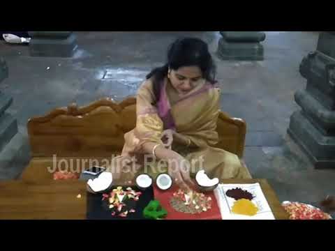 రాహు కేతువు పూజలో సింగ‌ర్ సునీత || Tollywood Singer Sunitha Family Visit Srikalahasti Temple