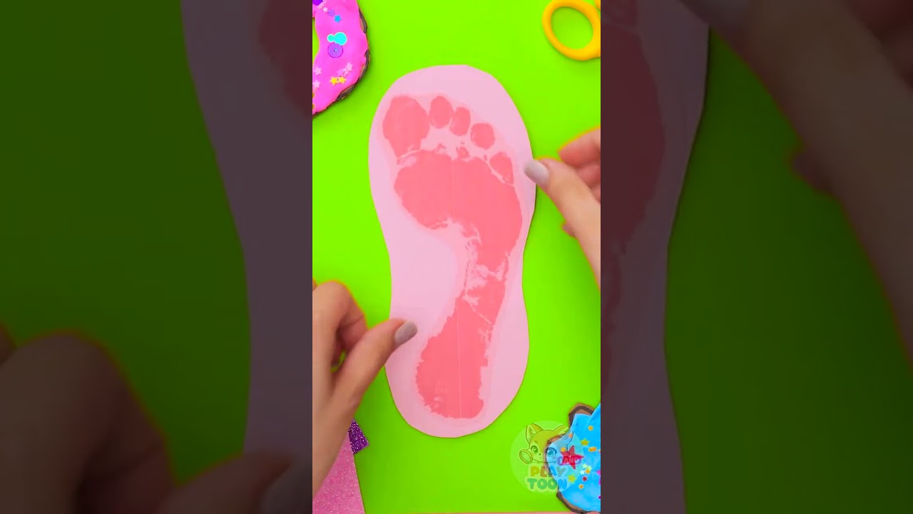 ✂️ I Made SLIPPERS In 5 MINUTES! 👣😱 #kids #DIY