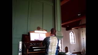 Nlb 984 Gezegend Die De Wereld Schept