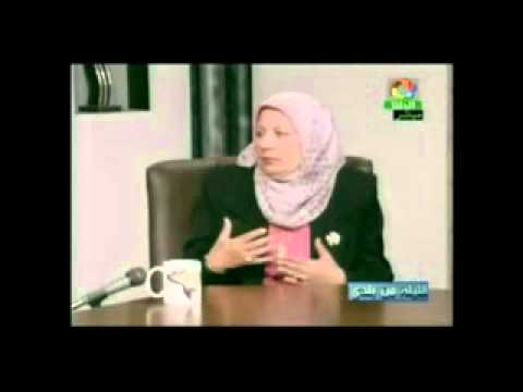 وكيلة وزارة التربية و التعليم تسب أهالى دمياط والمذيعة ومدير التعليم الفني يضحكان