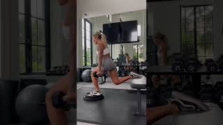Deficit Bulgarian Split Squat (CUADS FOCUS)