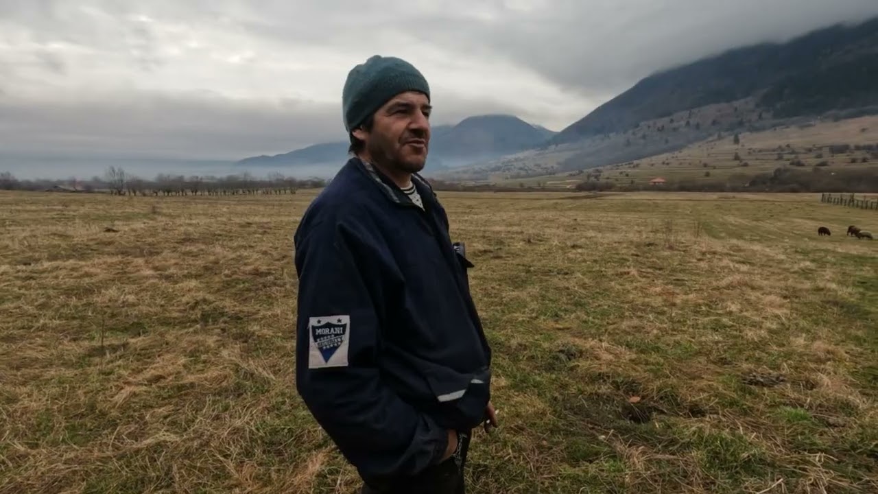 Baciul POMPI -A Vândut Oile și Caprele -Probleme Cu Urși .Lipsa Oamenilor -Zărnești .BRASOV 