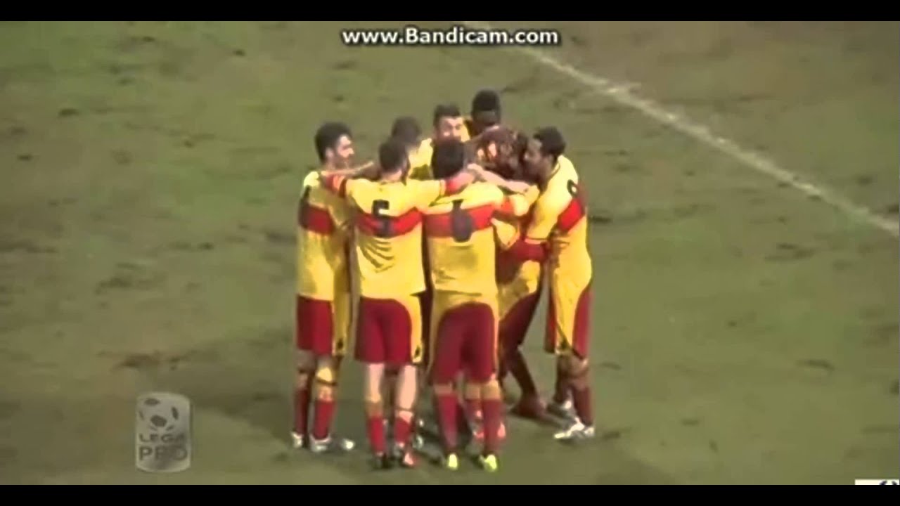 Alessandro Marotta Amazing Scorpion Kick Goal Messina vs Benevento