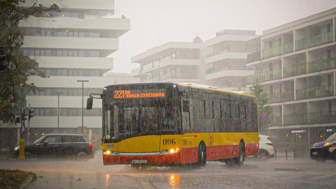 Przejazd Solaris urbino 12 III #1106 / Linia 221 / 🎵 [ZF] 🎵