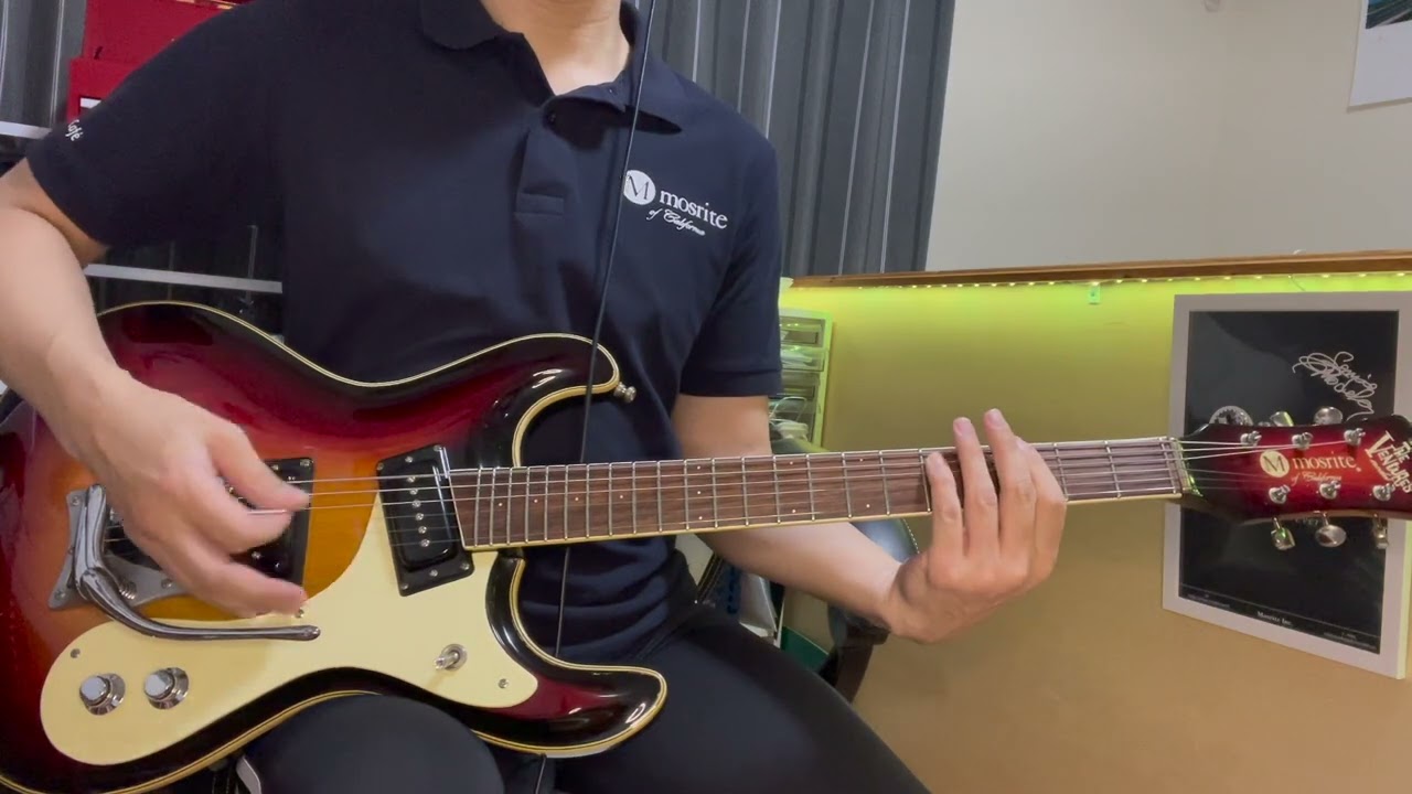 Walk, Don't Run 64 急がば回れ The Ventures Live In Japan 65' - YouTube