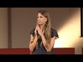 Un dolor que no se ve | Aldana Di Costanzo | TEDxUCA