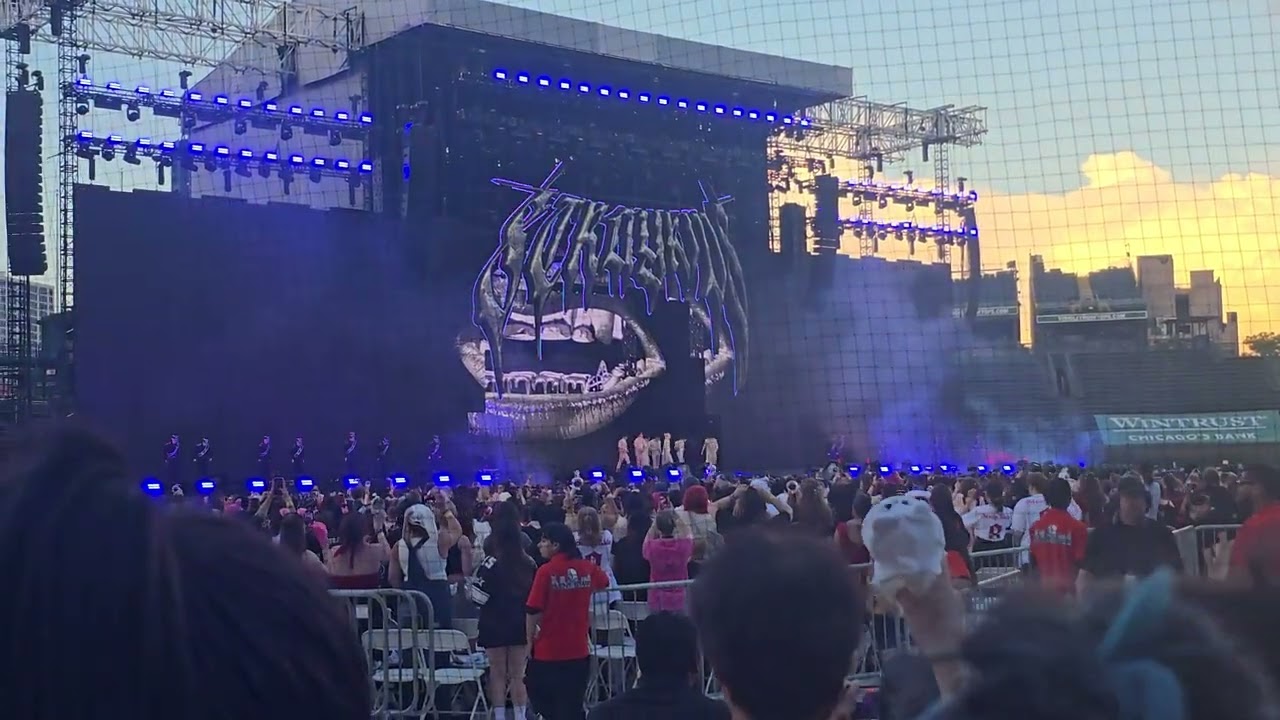 [fancam] Intro + Mountains - Stray Kids DominATE in Chicago 250626
