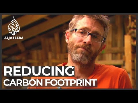 Thousands avoid flying to reduce carbon footprint