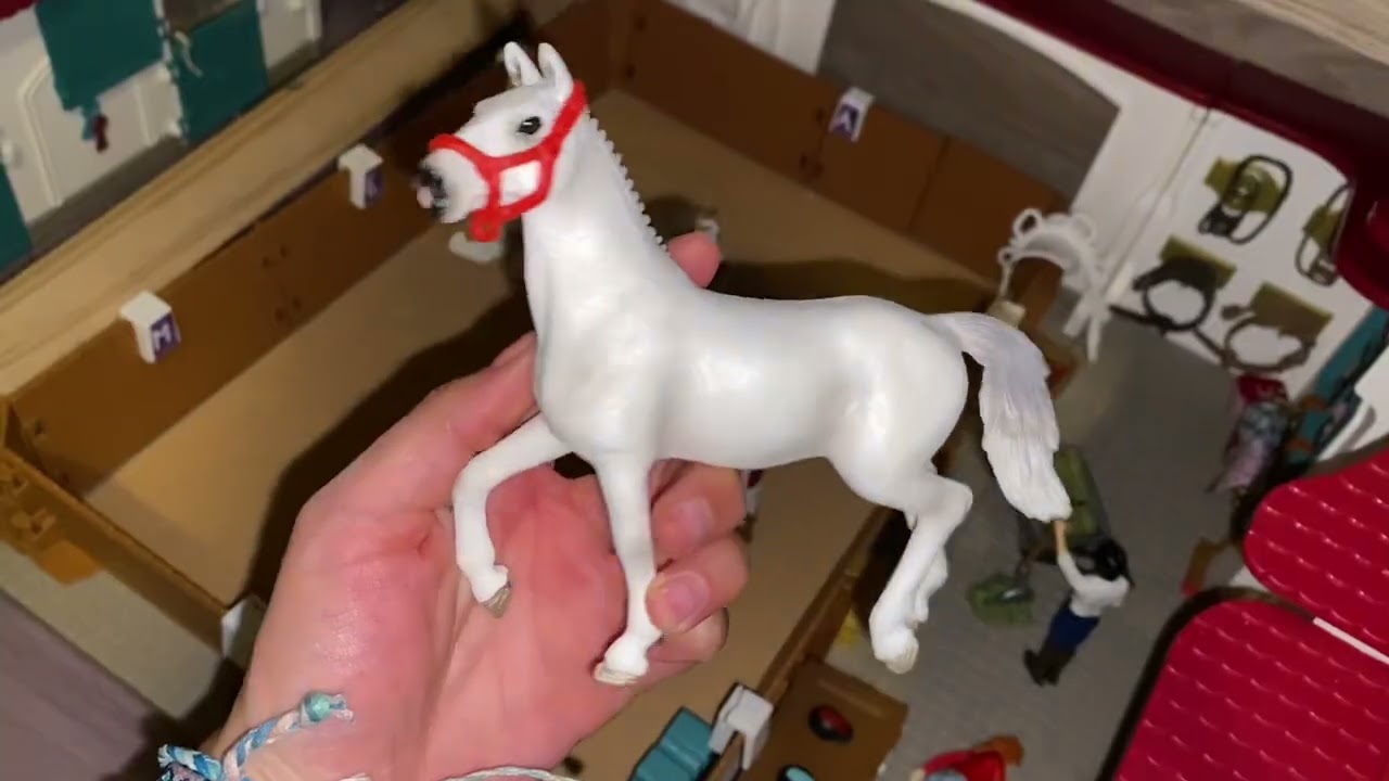 Ouverture de colis schleich (figurines et manège 2024)