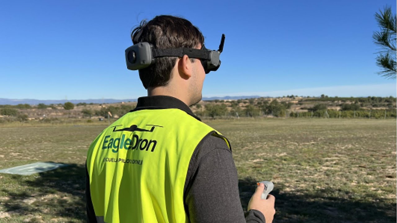 Curso de iniciación al pilotaje de drones FPV