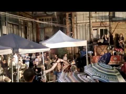 თბილისური ეზოს ჰანგები