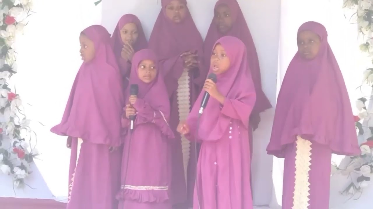  NASHID ANNURR MTONI CHAKE PEMBAKama kama wewe umezaa au umezaliwa sikiliza hiyi nashid 