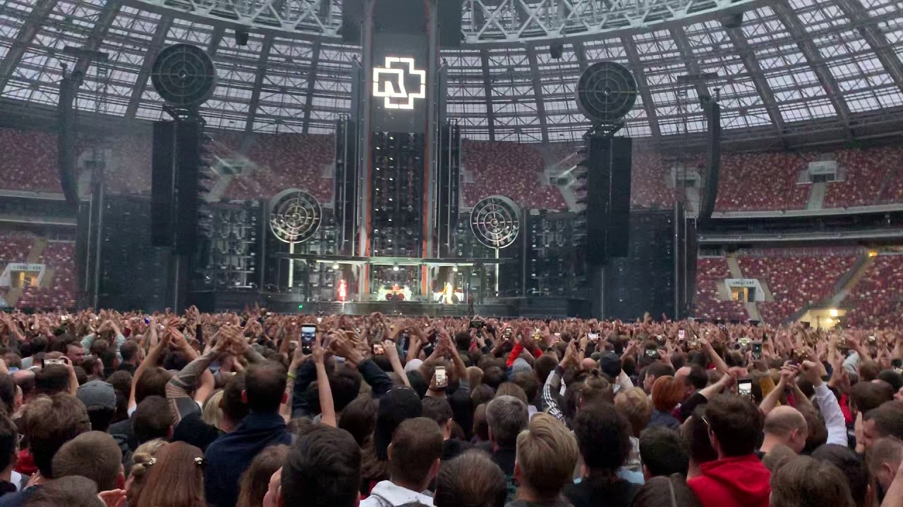 Rammstein - LINKS 2 3 4 live Moscow Luzhniki 2019 москва - YouTube
