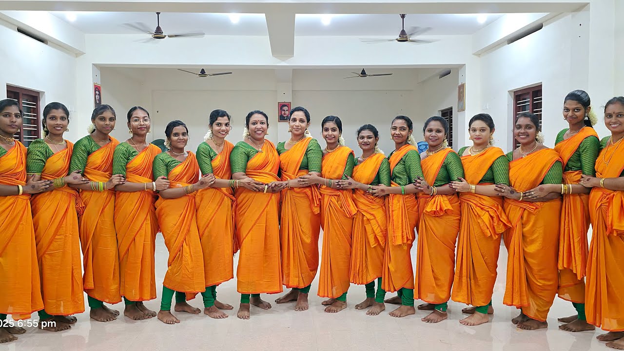 കൈകൊട്ടിക്കളി...ദേശസ്‌നേഹി വനിതാ വേദി ടീം #trending#viralvideo#kaikottikalidance #kaikottikalisongs