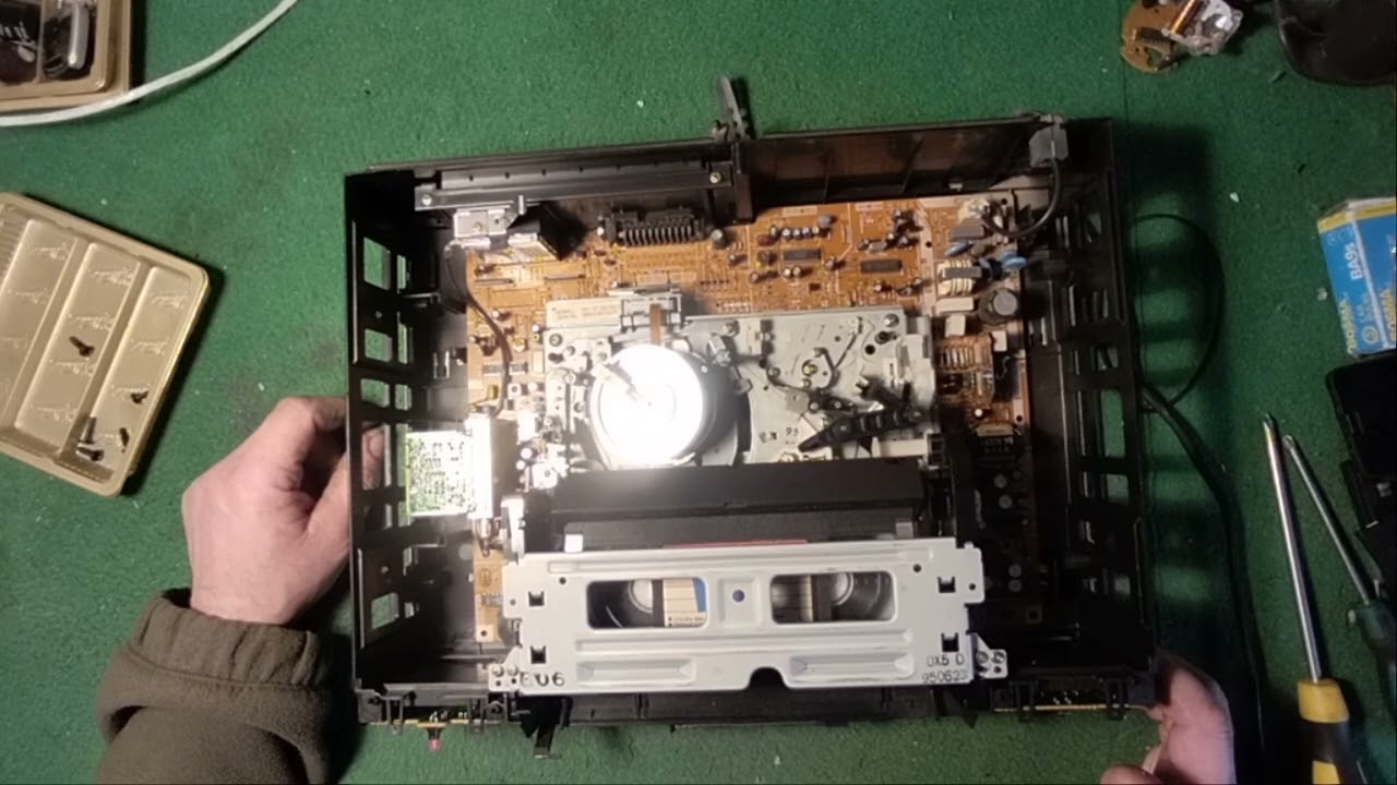 Naprawa magnetowidu Samsung VS-31XK Nie przewija kaset VHS