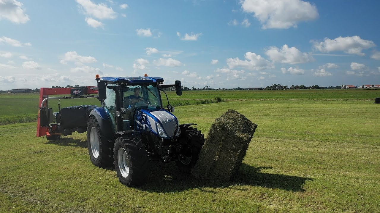 New New Holland T5.140 AutoCommand Blue power in actie
