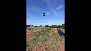 Let it fly #rc #rccar #traxxas #slomo #meta