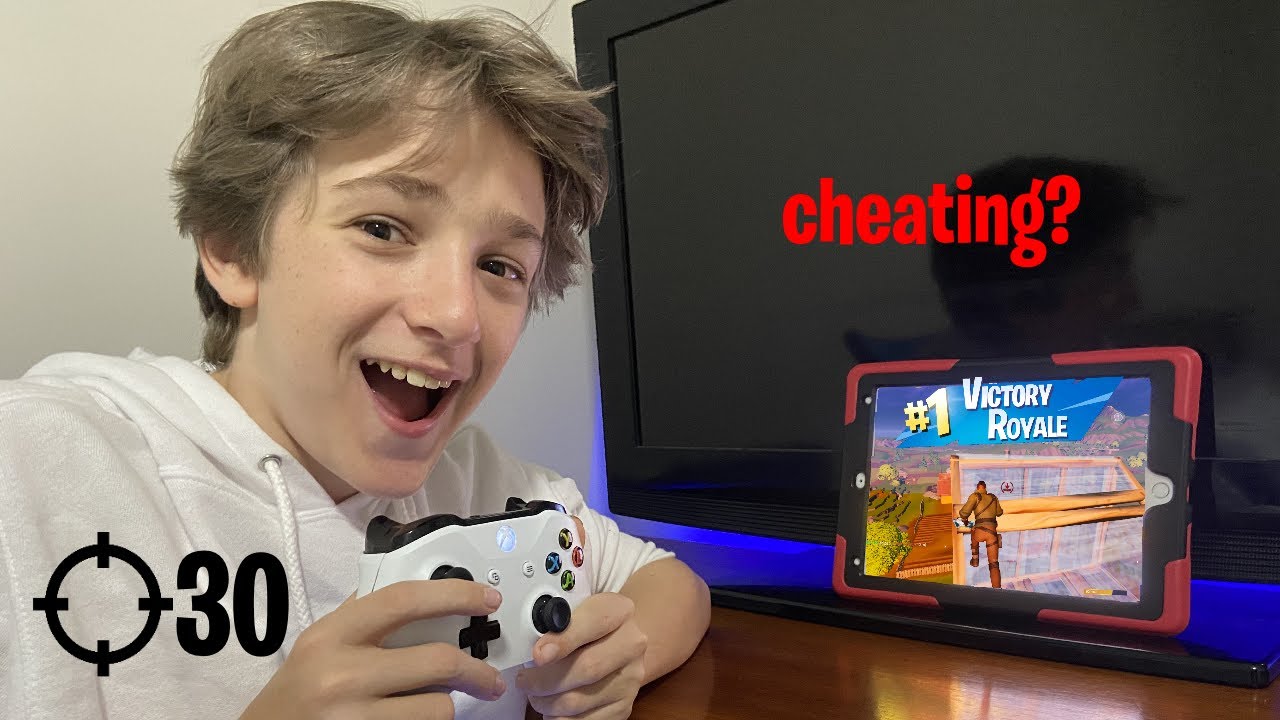 I Played on a CONTROLLER On Fortnite Mobile... (CHEATING?) - YouTube