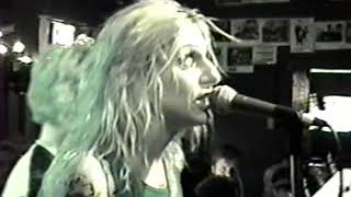 Betty Blowtorch Live @ The Grog Shop, Cleveland, OH, 11/30/01 (w/Jennifer Finch of L7 on guitar)