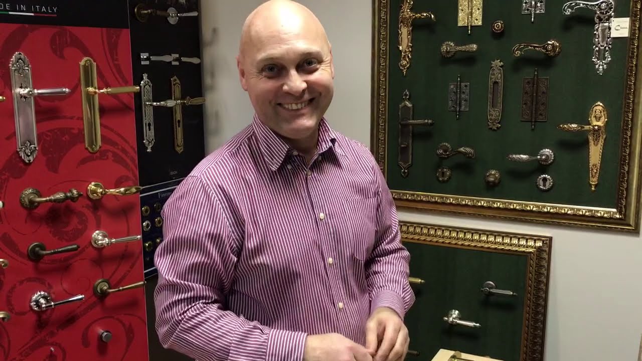 Установка скобы на дверь - 80 фото