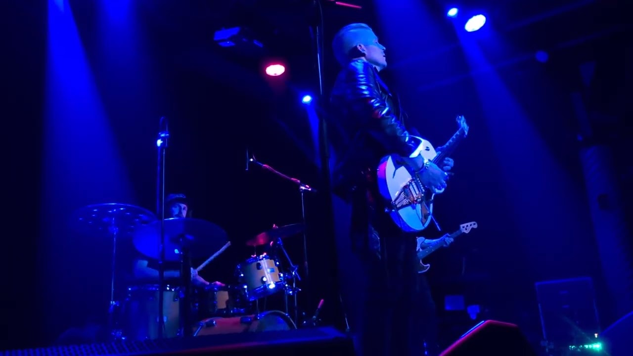 Eric Johanson LIVE - Open Hearted Woman (bootleg)