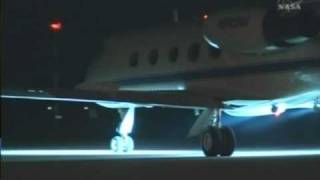 STS-126 CREW PARTICIPATE IN AIRCRAFT TRAINING