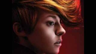 La Roux   In for the killl skream remix