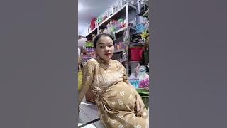 bumil cantik jaga toko...